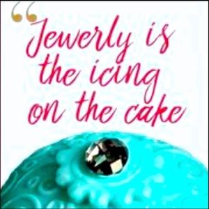 🐝🐝 See the beauty around you everyday 🐶🐯🦅🦆🦉🐝 Bee happy, offer a smile🐝